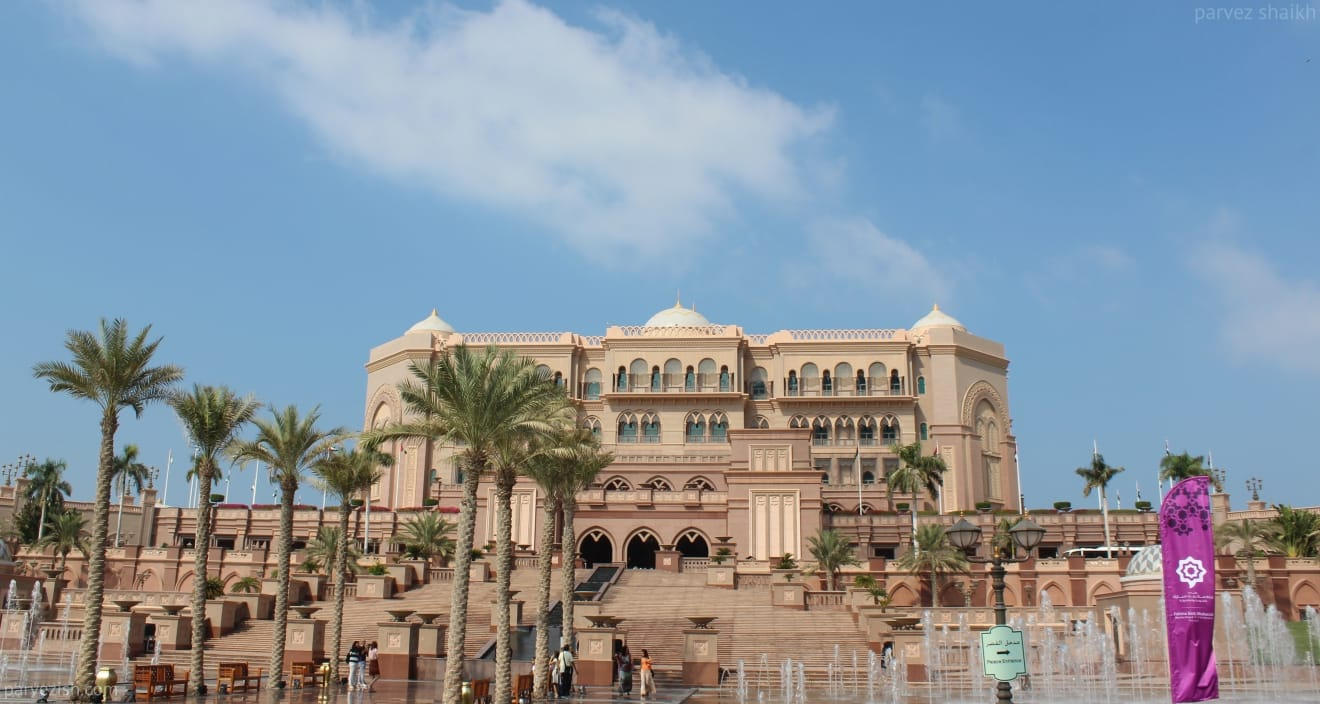 Emirates Palace, Abu Dhabi - A Must Visit Destination in the UAE Capital
