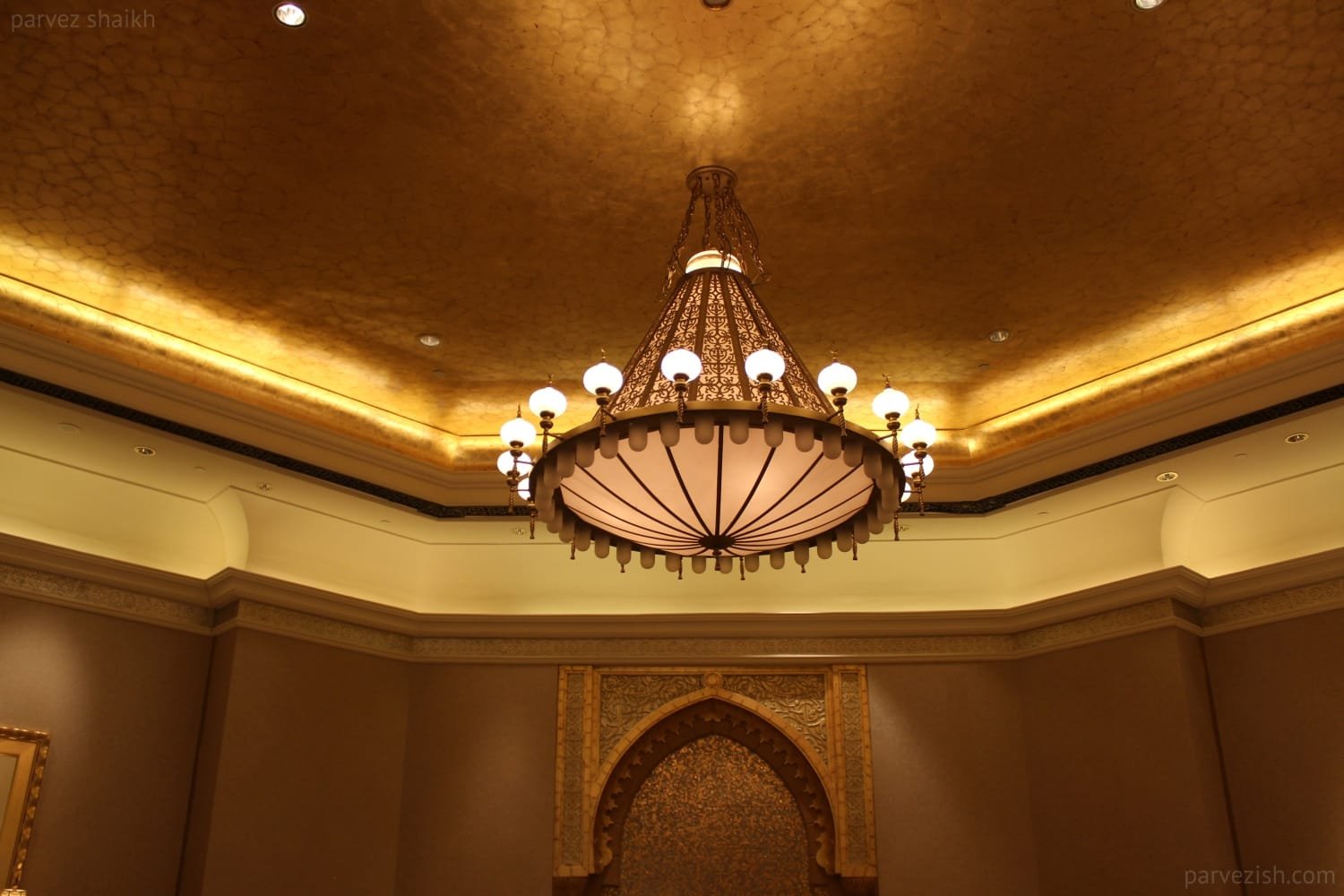 Hotel Emirates Palace Chandelier