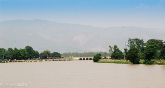 Entering Nepal from India Via Banbasa - Bhimdutta (Mahendranagar) Border