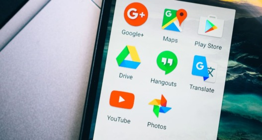 5 Google Apps I Use While Traveling (And You Should Too)