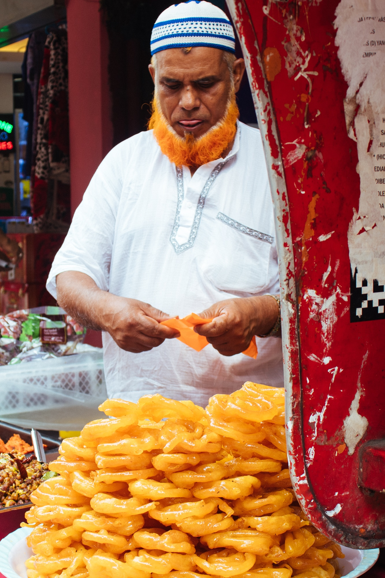 A man selling street food during Ramdan