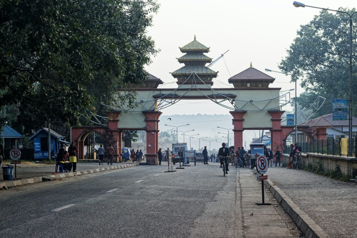 Crossing the Kakarvitta - Panitanki Border Between Nepal and India