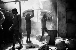 Men in Kumbharwada, Dharavi, Mumbai Fine Art Print